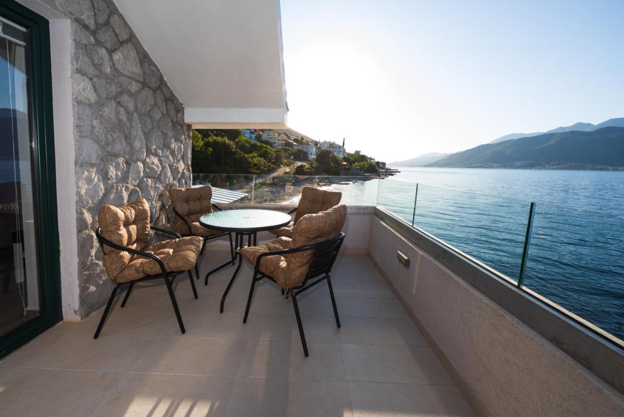 Apartments Ponta Krasici Tivat Exterior foto